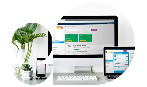 Fotografia di computer fisso, portatile e smartphone con le schermate di Mastercom Pro